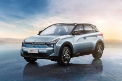 续航进一步升级 哪吒汽车将推出哪吒U Pro