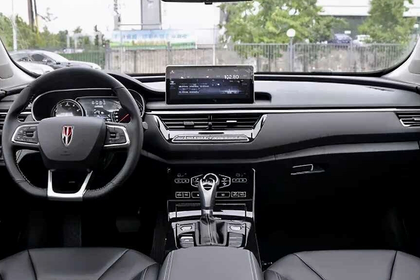 红旗H5销量首次破万，同比增长102%，国产豪车的春天来了？