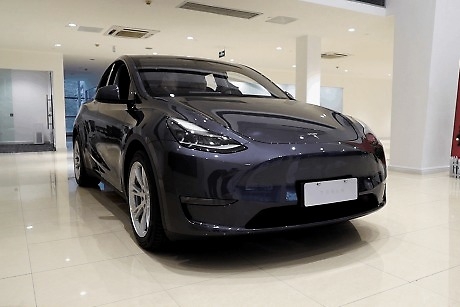 特斯拉降价显“神功”：合资纯电陆续跟降，自主还能扛多久？