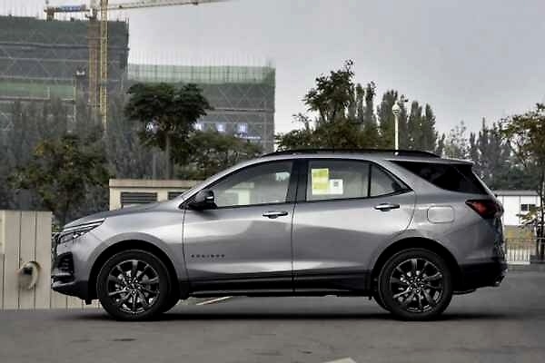 2.0T+9AT+四驱 为了摆脱冷门的标签 这台中型SUV优惠5万 13万起？