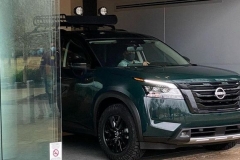 日产新款途乐到店实拍！搭5.6L V8发动机，还配越野套件