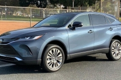 丰田“大号RAV4”街拍！搭2.5L混动，年内国产，内饰酷似汉兰达