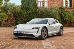 看腻轿车或SUV的你，这款电动车，你绝对挑不出毛病