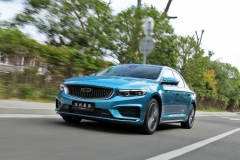 试驾吉利星瑞 以越级之势重铸家轿价值体系