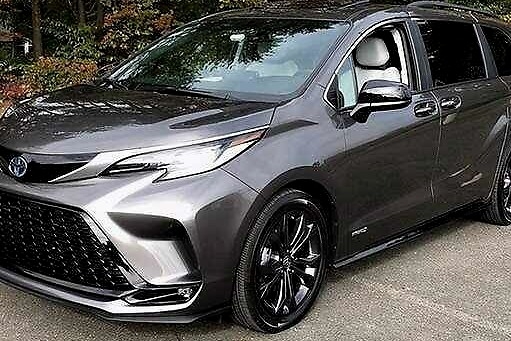 全新丰田塞纳实拍，国产后或30万起售，买它比别克GL8还值