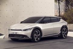 起亚新款SUV官图发布！双电机驱动，比探岳更大，内饰极富科技感