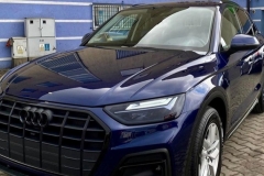 奥迪新款Q5实拍！搭2.0T+四驱，升级熏黑套件更运动