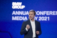 宝马：2025年“新世代”车型登场