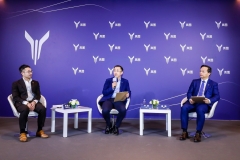 岚图：同所有新能源车企，都是一个战壕里的战友