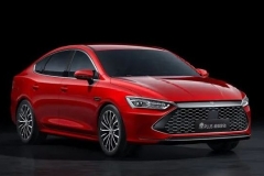 幸亏年前没买车，这3款本月已上市，等等真值了