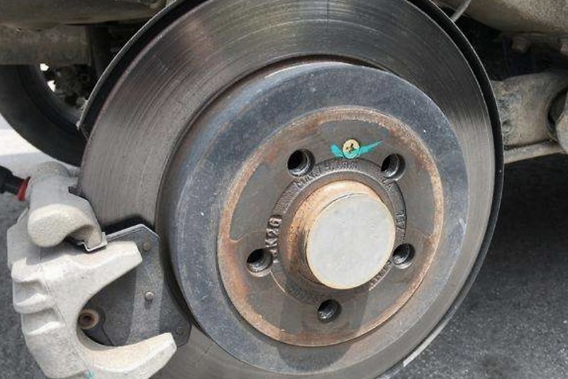 汽车刹车失灵前的五大征兆，千万不能掉以轻心