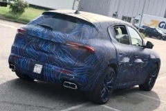 玛莎拉蒂Grecale最新路试谍照 10月正式亮相