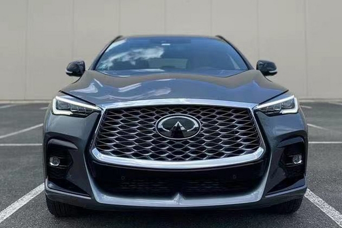 运动范十足！英菲尼迪“QX50轿跑版”实拍，搭2.0T+CVT变速箱