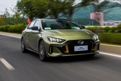 高性能家轿新选择 试驾广汽传祺影豹