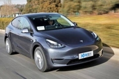 负面不断，为何打不垮特斯拉？