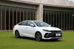 吉利帝豪L：国民轿车的颜值、质感、科技再次升级