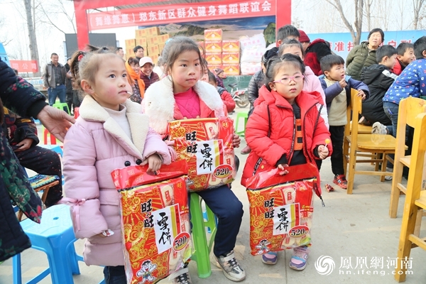 让冬日的寒冷化为温暖前行的动力 女童守护者百城行动走进范县四合村小学