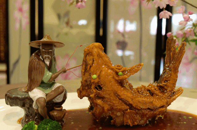 “金秋美食月”暨首届齐鲁厨师艺术节将启，古城美食街开始招商啦！