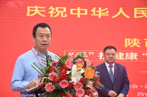 陕西省第四人民医院开展模拟心肺复苏演练公益活动共庆祖国七十华诞