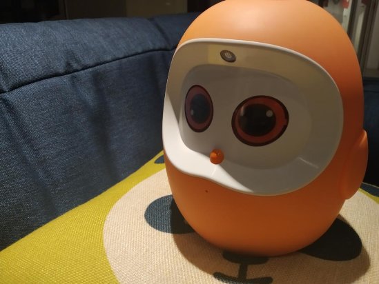 PG电子平台：麦芽糖儿童教育黑科技麦悦悦机器人评测(图2)