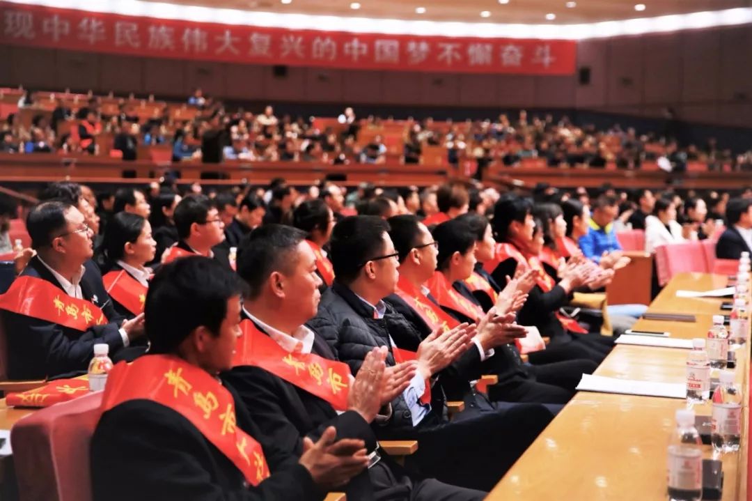 青岛先人口_青岛各区人口(3)
