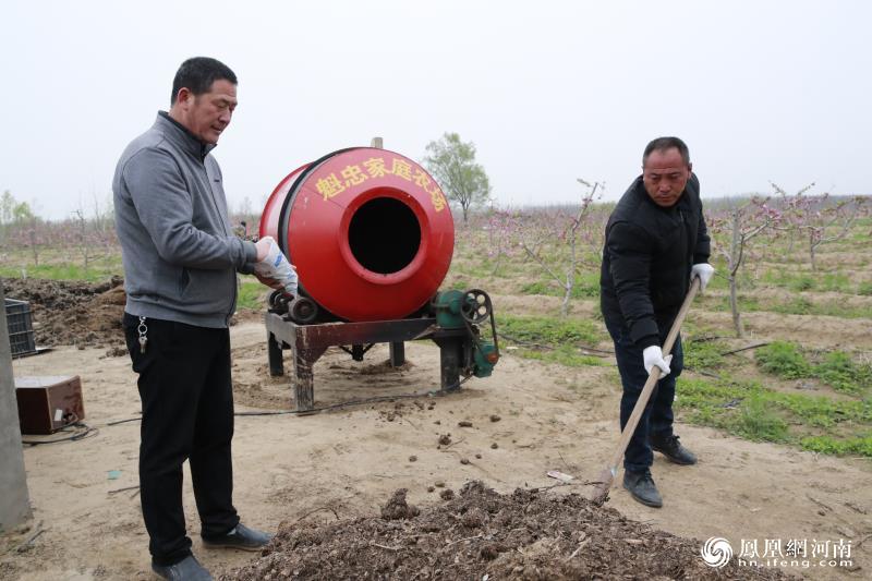 河南民权家庭农场里的建筑灰锅