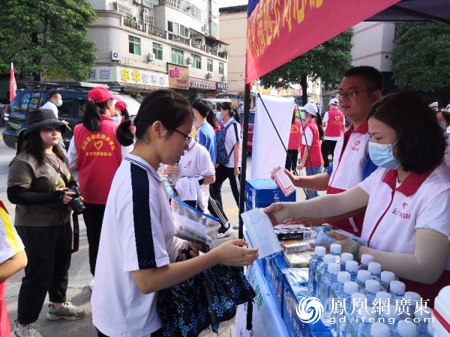 考生|中国石化（广东）送口罩送药物护航高考