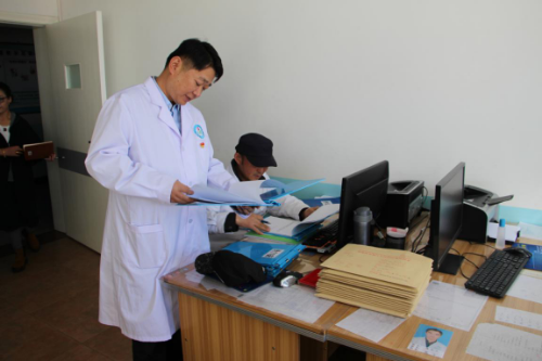 韩军院长督察创“三乙”筹备情况