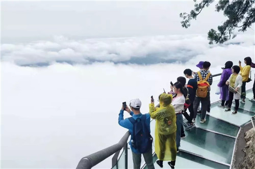 华为荣耀营销员工：希望粉丝保持批判的热情u8.com官网-