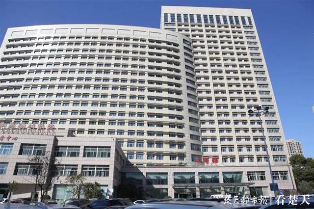48小时改造 武大中南医院将再增2000个隔离床位