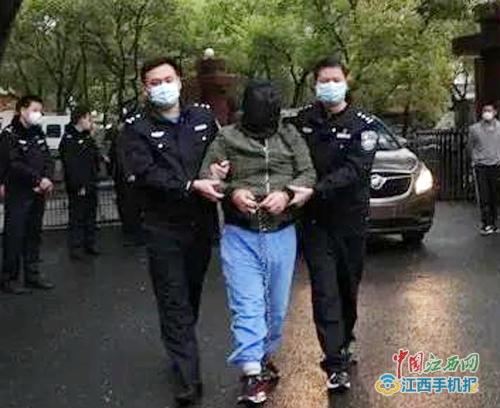 男子杀人潜逃26年娶妻生子泰和警方不放弃追捕终落网