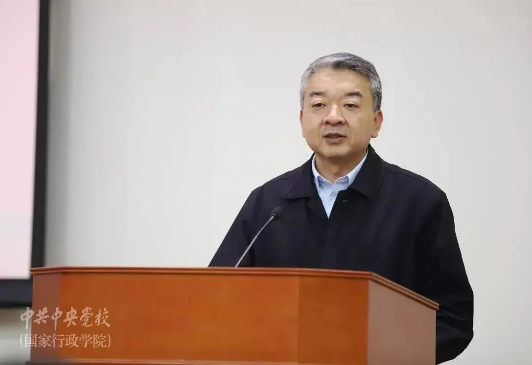 张西明任安徽省委常委图简历