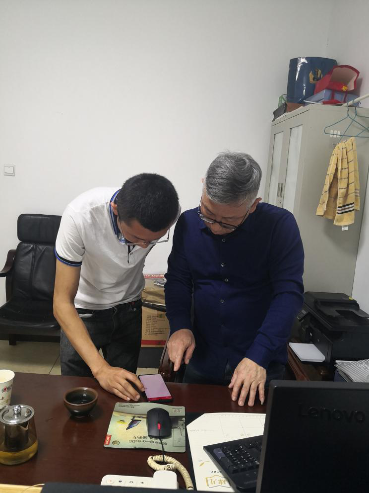 客户“三个紧盯”促进直分销攻坚创效