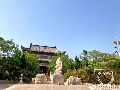 云舒风碧健康出游 青岛媒体采风走进城阳