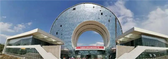 ▲红旗创新大厦项目加快建设，即将于年内部分投入使用