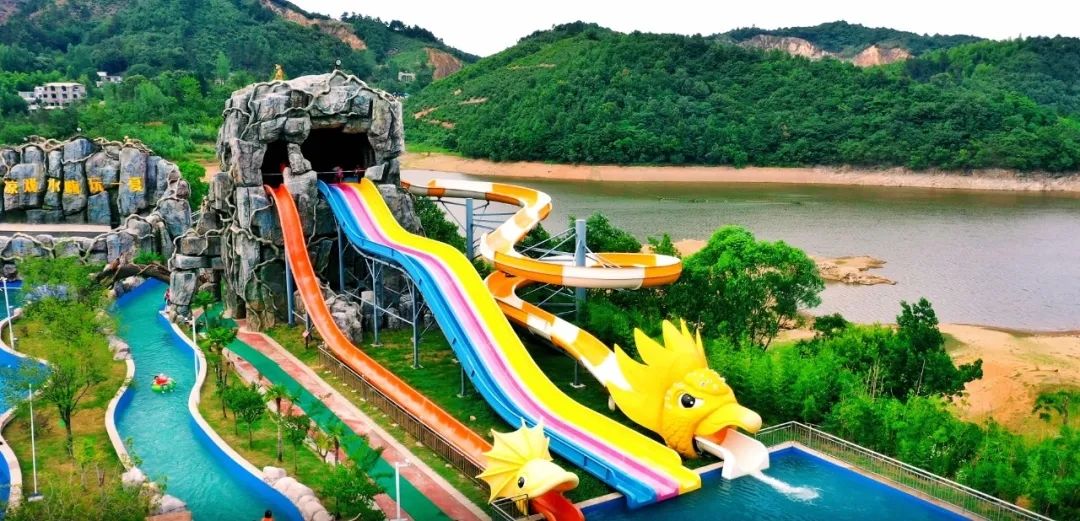小丑互动巡游 西九华山|白鹭湖水上乐园 10余项精彩水上项目 更是您一