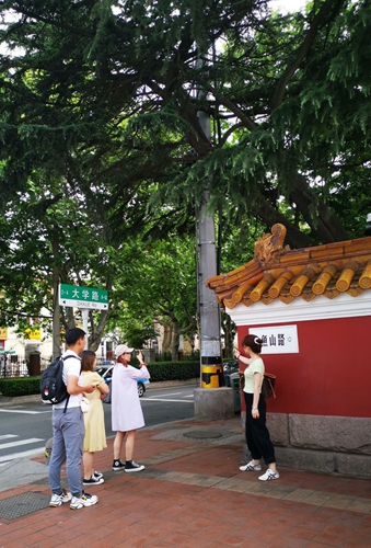 凤凰网青岛专栏 | 晓瑀：市井巷陌的青岛