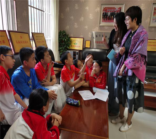 101件学生自创作品网上售卖 看小主播都是带货高手