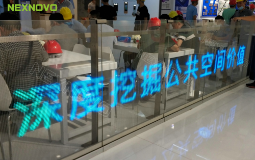 玻璃|晶泓科技LED光电玻璃屏 “建材新物种、幕墙黑科技”