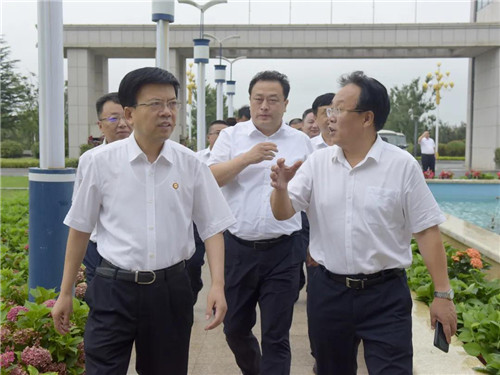 陕西建工集团（威海）投资建设有限公司揭牌成立