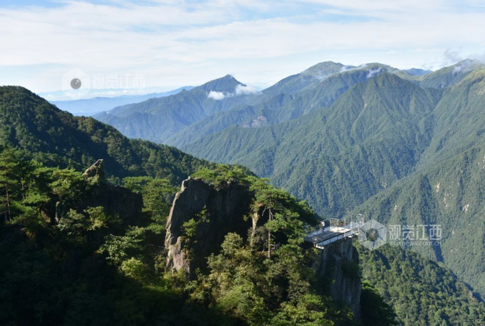 0 1/6 8月23日,江西省吉安市安福县羊狮幕景区,奇峰怪石,群峰叠嶂