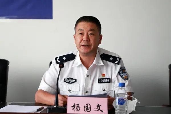 吉林省公安厅机场公安局组织召开中国人民警察警旗宣誓仪式