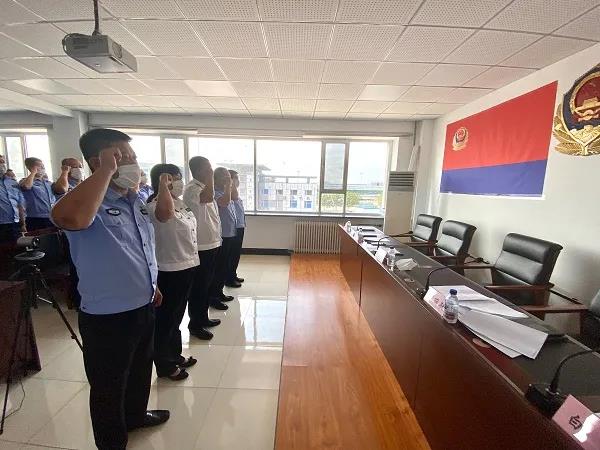 吉林省公安厅机场公安局组织召开中国人民警察警旗宣誓仪式