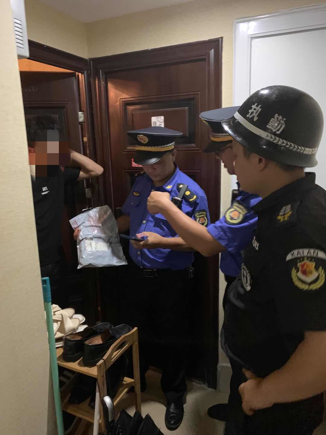 整治行动中执法队员团结社工上门成为一项常态事情 鄞州区垃圾分类电话