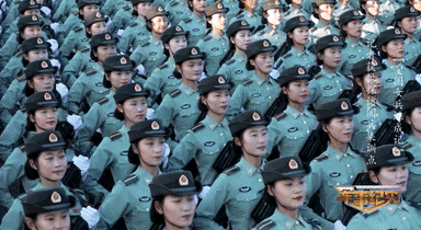 国庆阅兵女兵方队女将军领队身份揭秘 她是江西人