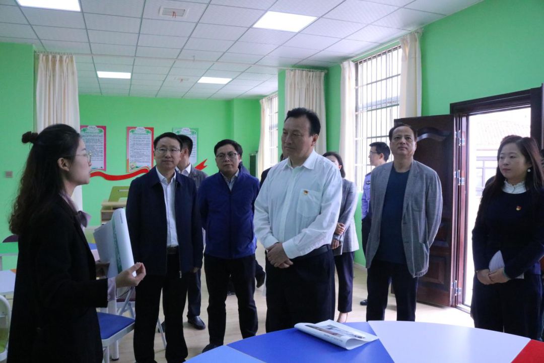 南昌副市长市公安局局长万秀奇在塘山镇开展不忘初心牢记使命主题教育