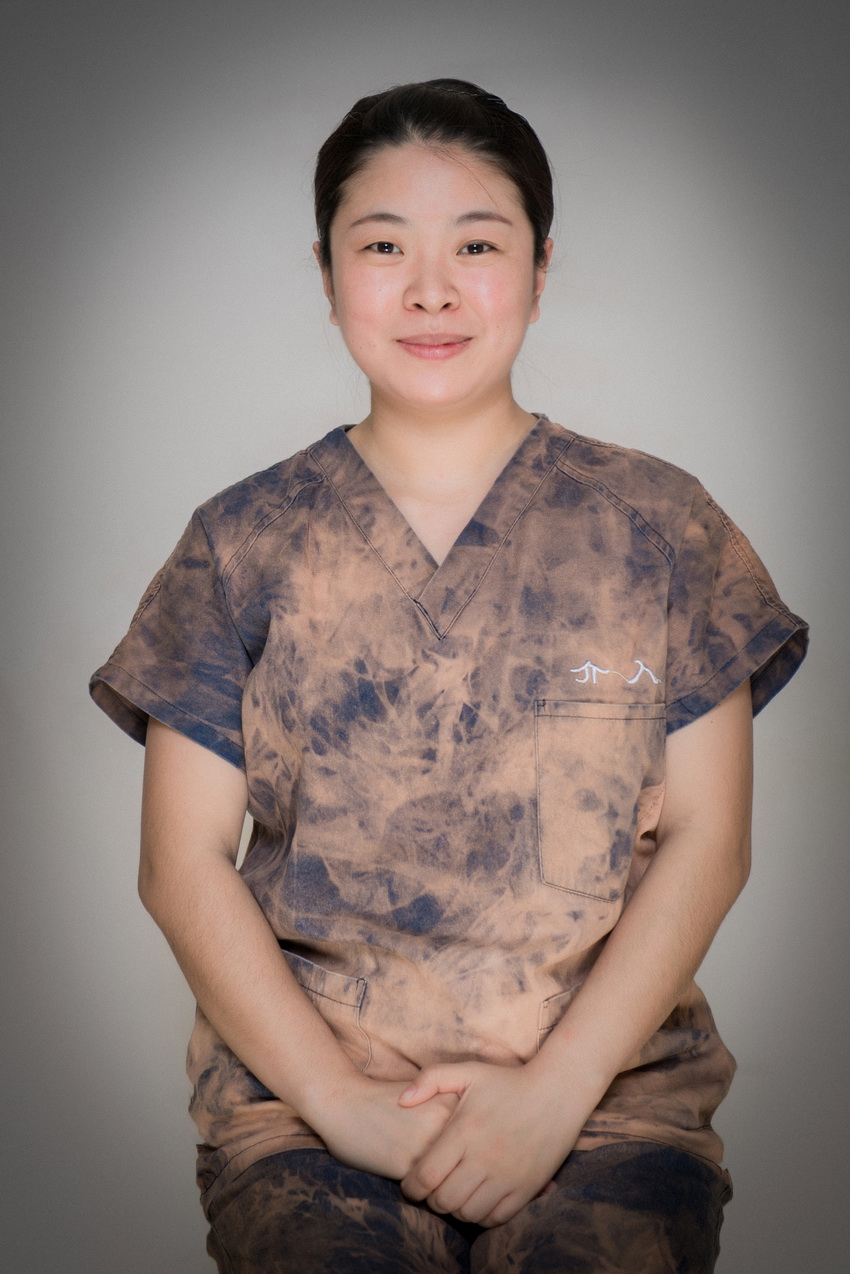 马菲(齐齐哈尔建华医院 中国女摄影家协会 王丽 摄杨迪(安达市济仁