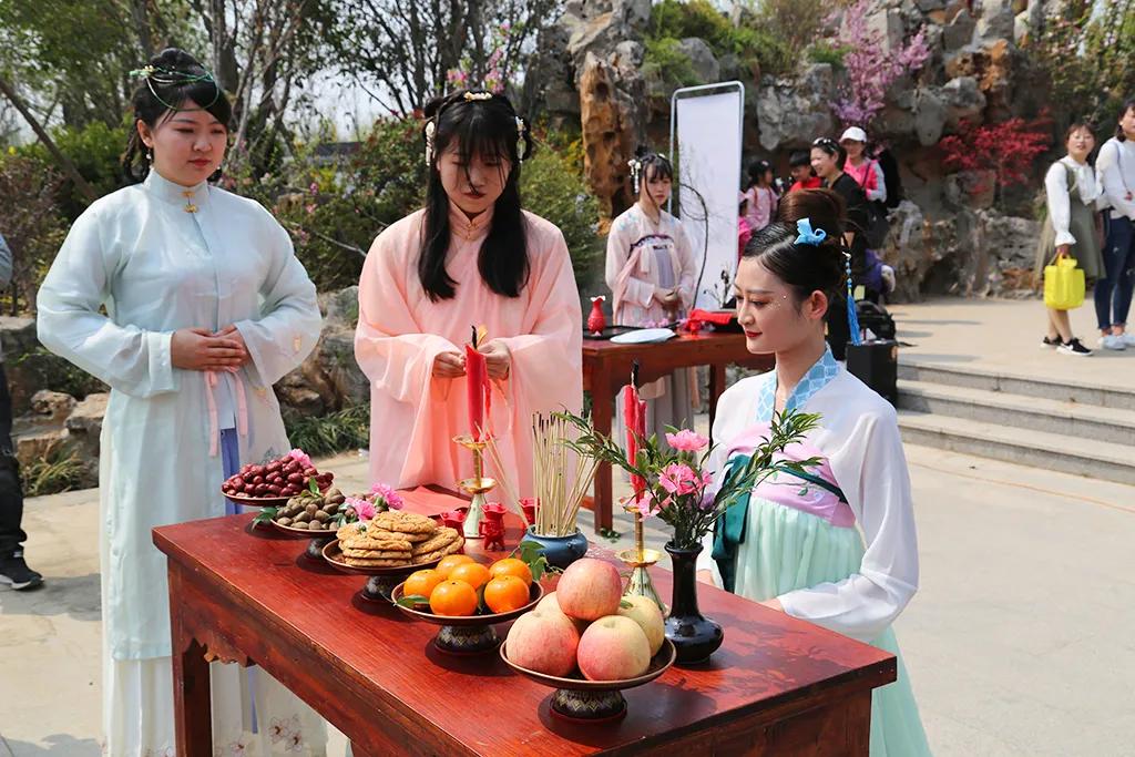 旅游 旅游资讯 正文花开瑾年·情定花朝 花朝节花神祭祀仪式 日期