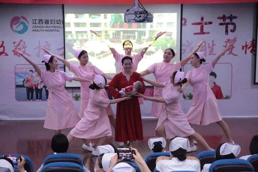 【5·12护士节】致敬护士队伍,携手战胜疫情