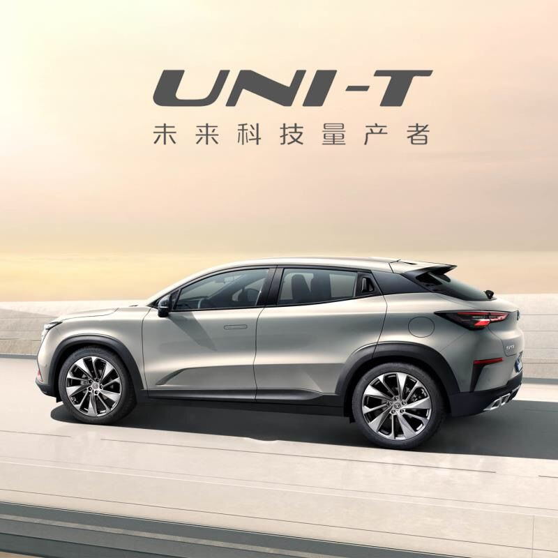 suv车型图片15万,suv 车型图片 不过,这一价位买到的往往是合资suv的入门级车型,配置等方面实在是有